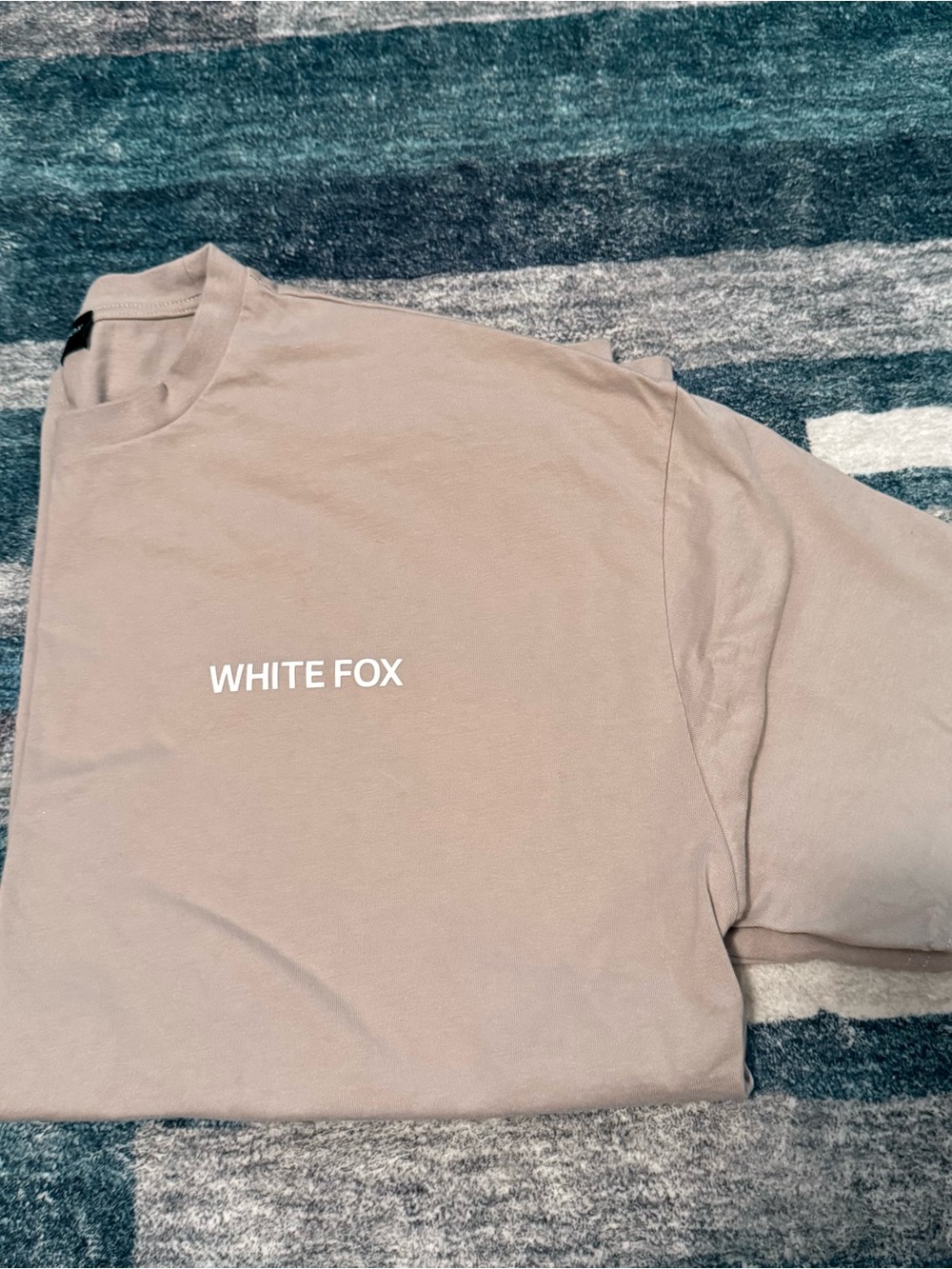 White Fox Core Classic Oversized Tee (Moon) - Picture 4 of 5
